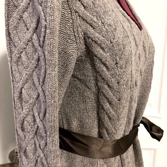 One of a kind Vintage 1990’s Gap wool blend V Neck cable sweater size L - Picture 4 of 10